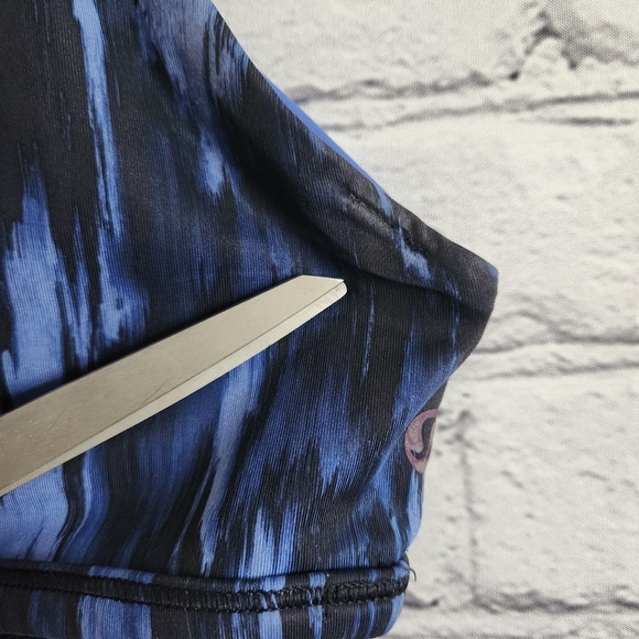 Lululemon Free To Be Sports Bra - Picture 5 of 6